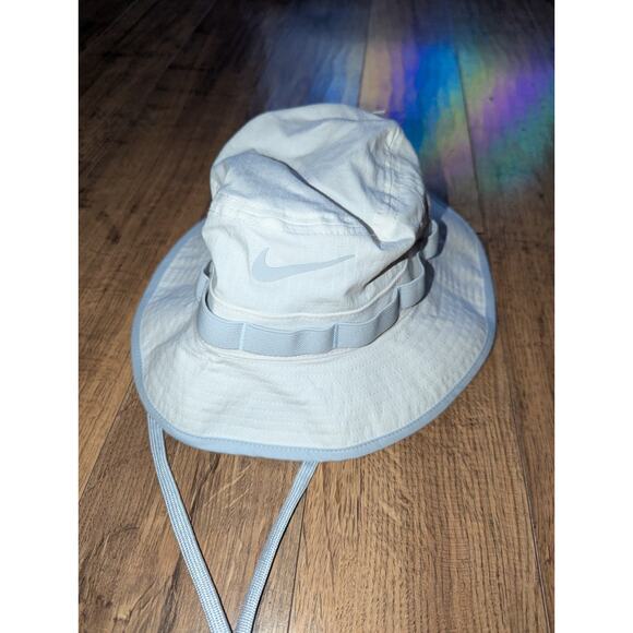 NIKE Size Small Boonie Bucket Hat Adult Unisex DRI-FIT Golf Cap-White FB5621-100 - Picture 1 of 10